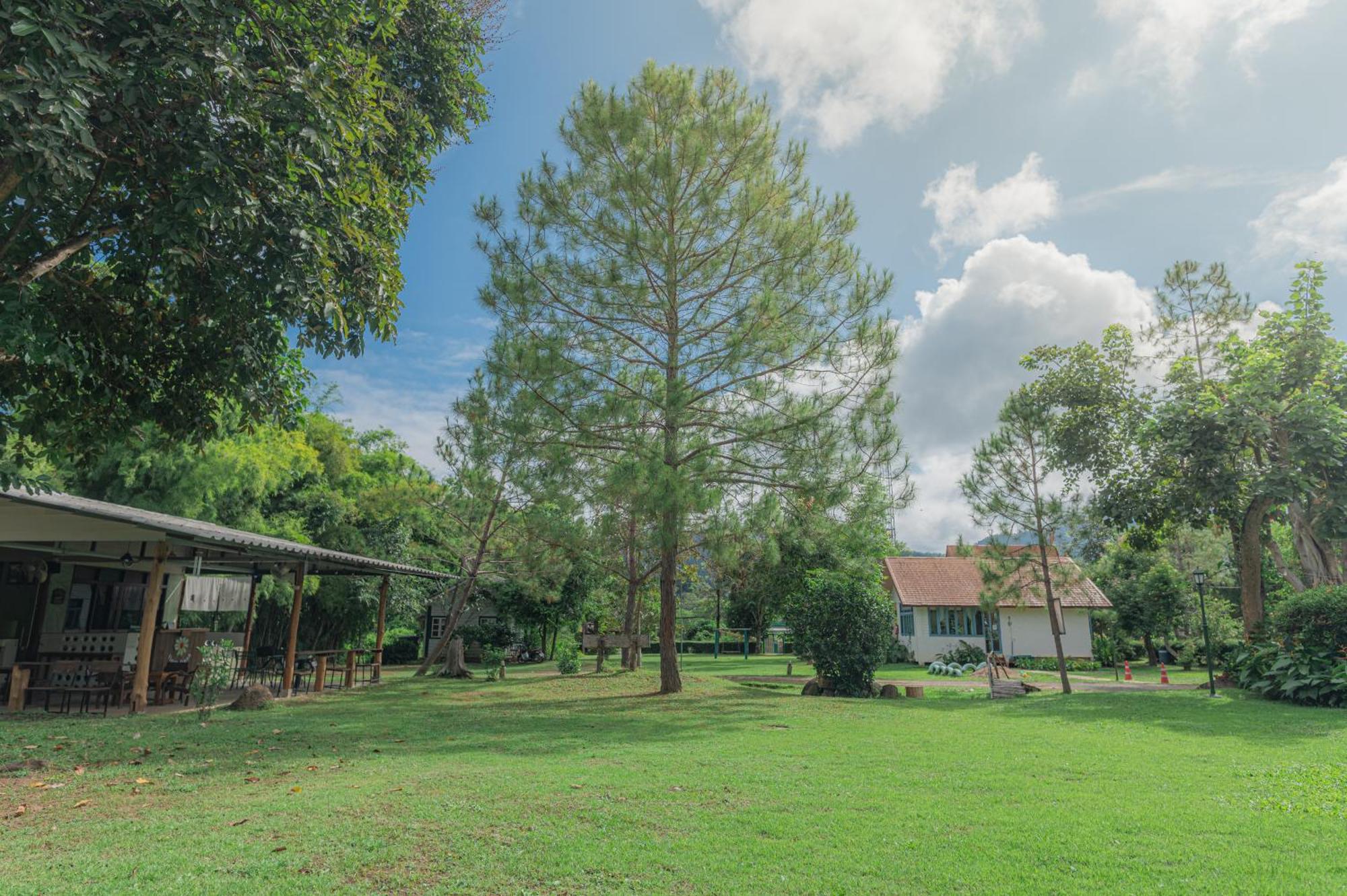 Pai Flora Resort Exterior foto